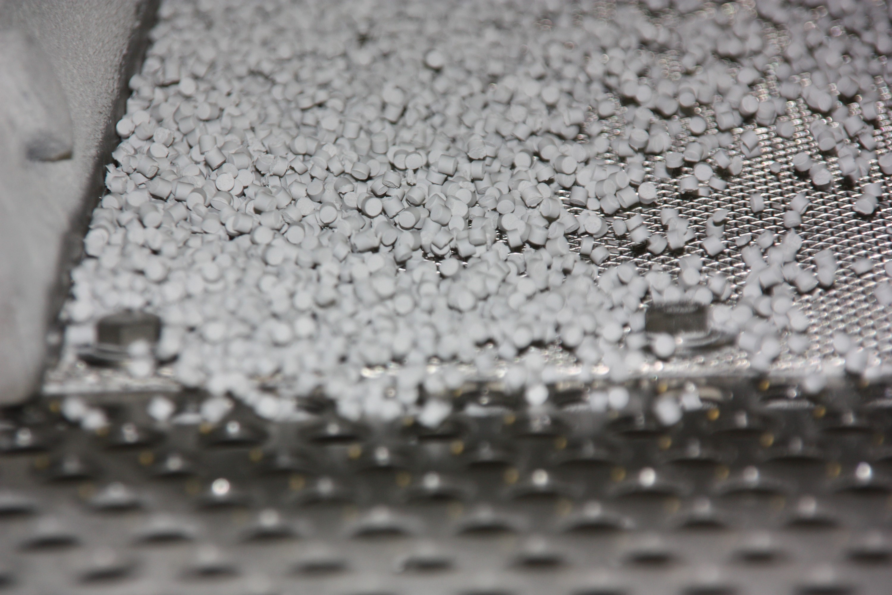 PRODUÇÃO DE PERFIS EM PVC RÍGIDO POR EXTRUSÃO.